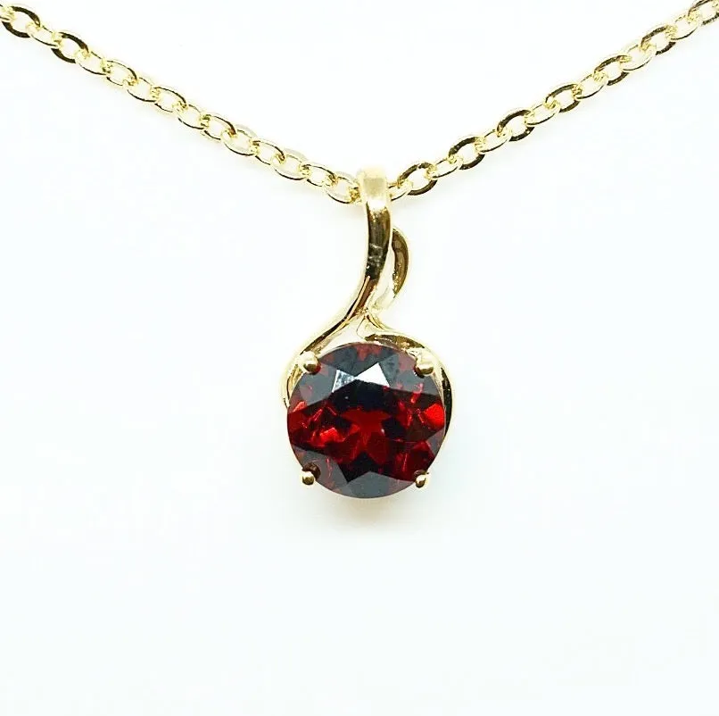 14K Yellow Gold Garnet Pendant