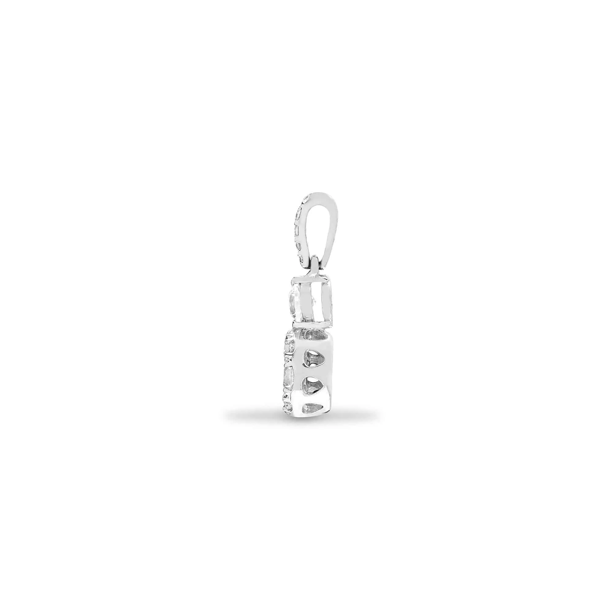 18ct White 0.47ct Diamond Pendant