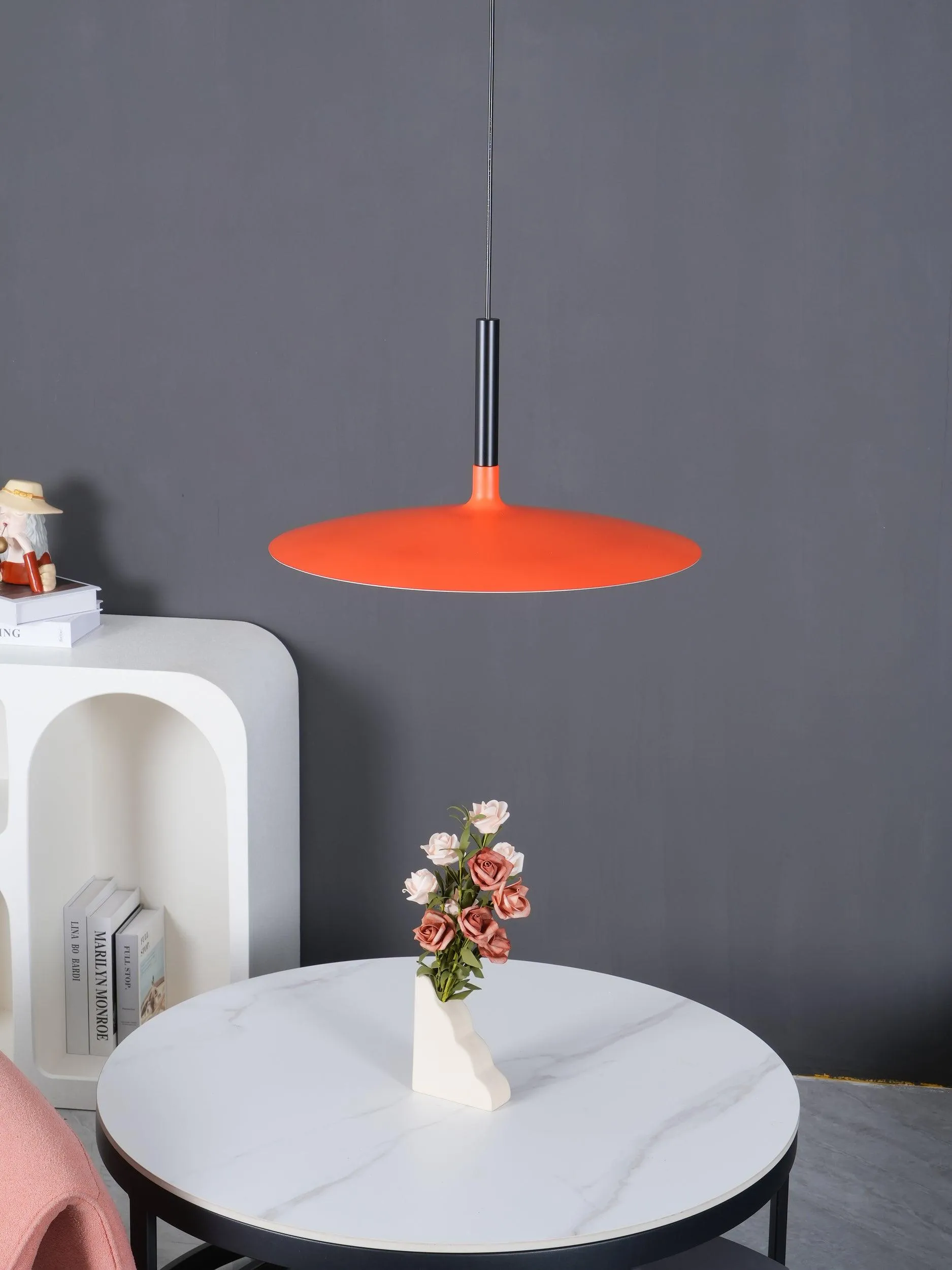 Aplomb Metal Pendant Lamp