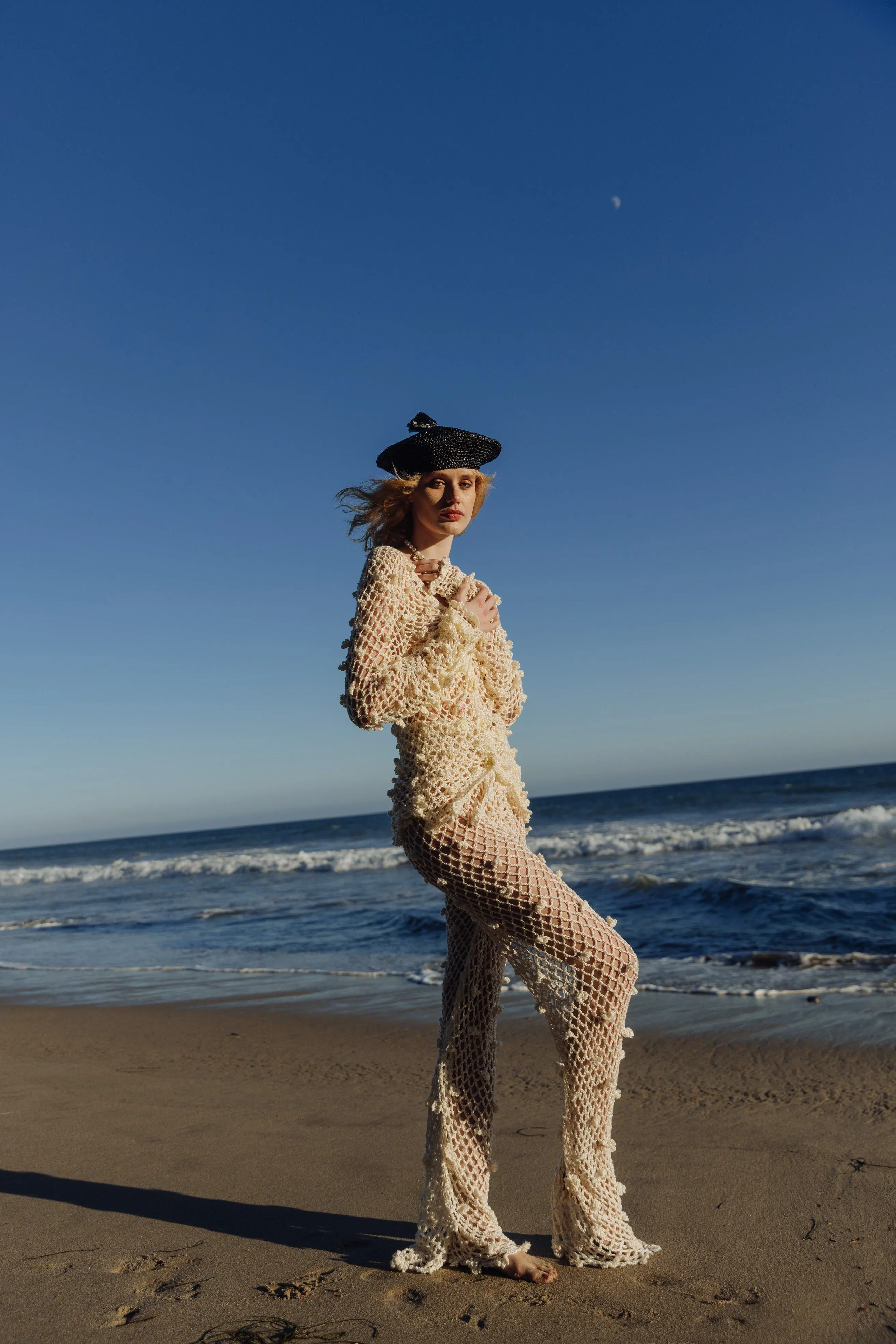 Beige raffia beret hat by Aliya Zhamantayeva