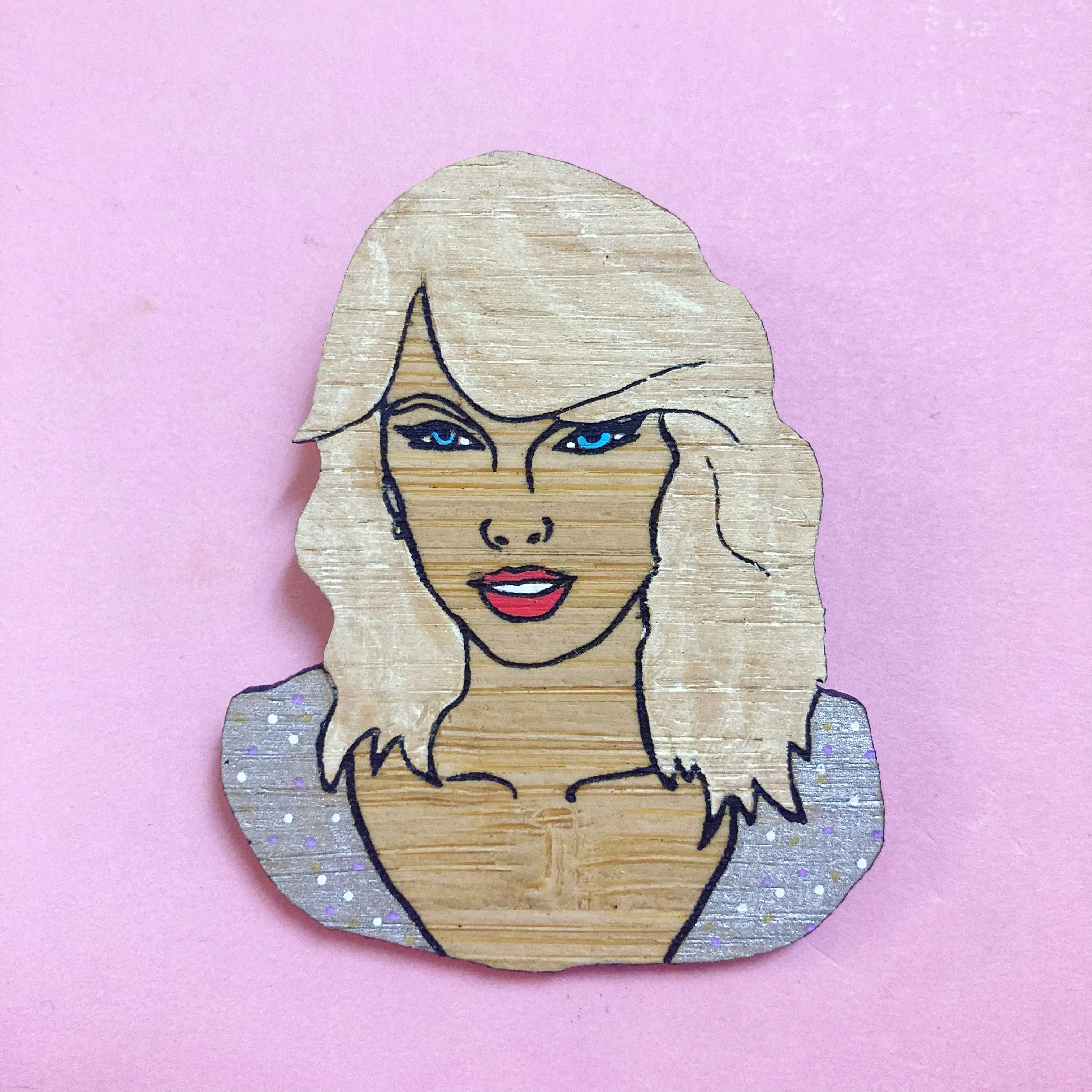 Brooch: Taylor Swift