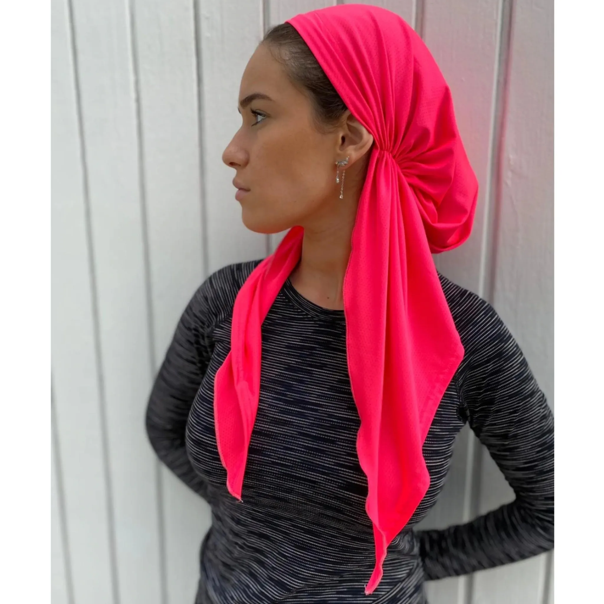 Dri Fit SB Pretied Headscarf: Neon Pink