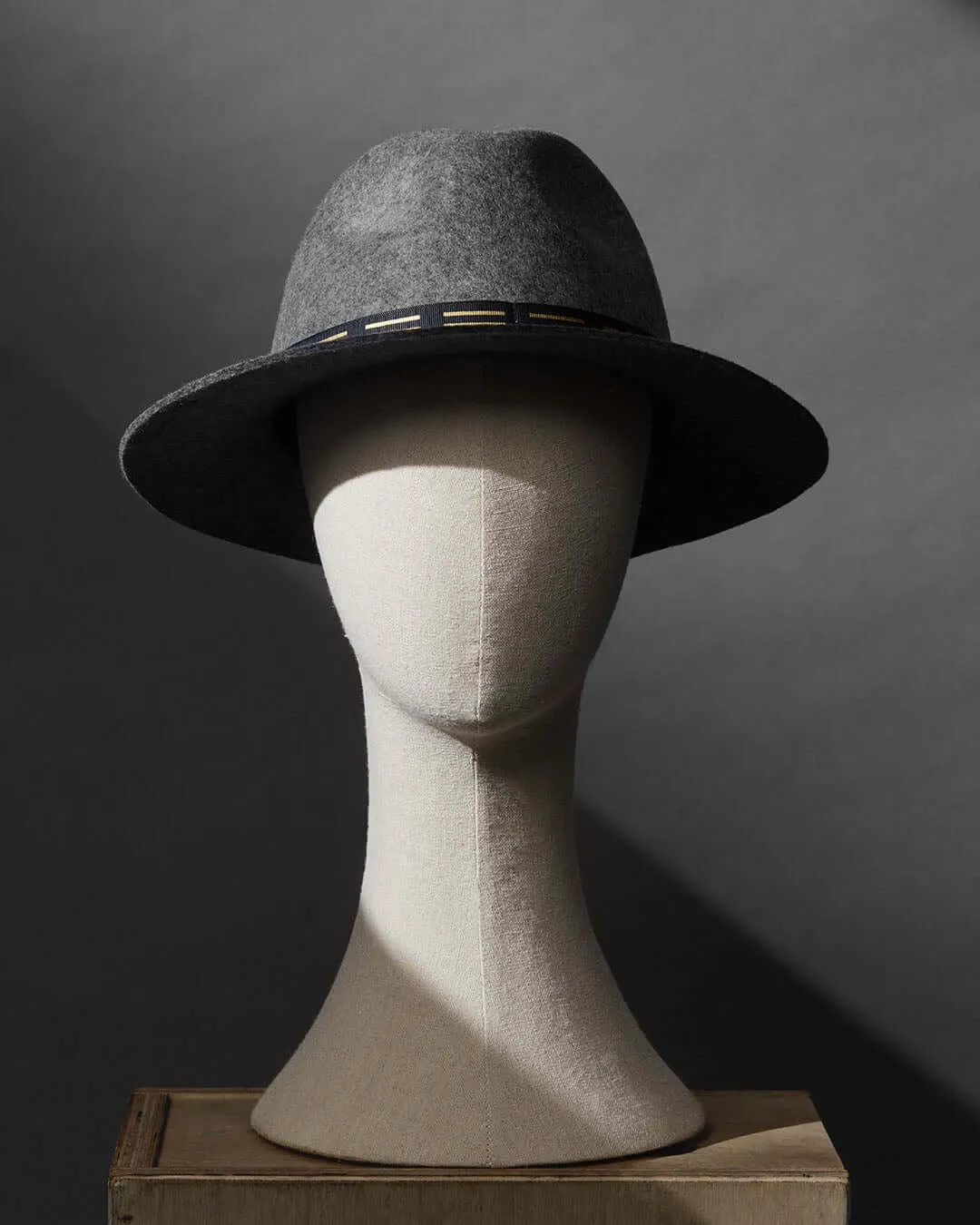 EdW Trimmed Felted Wool Fedora