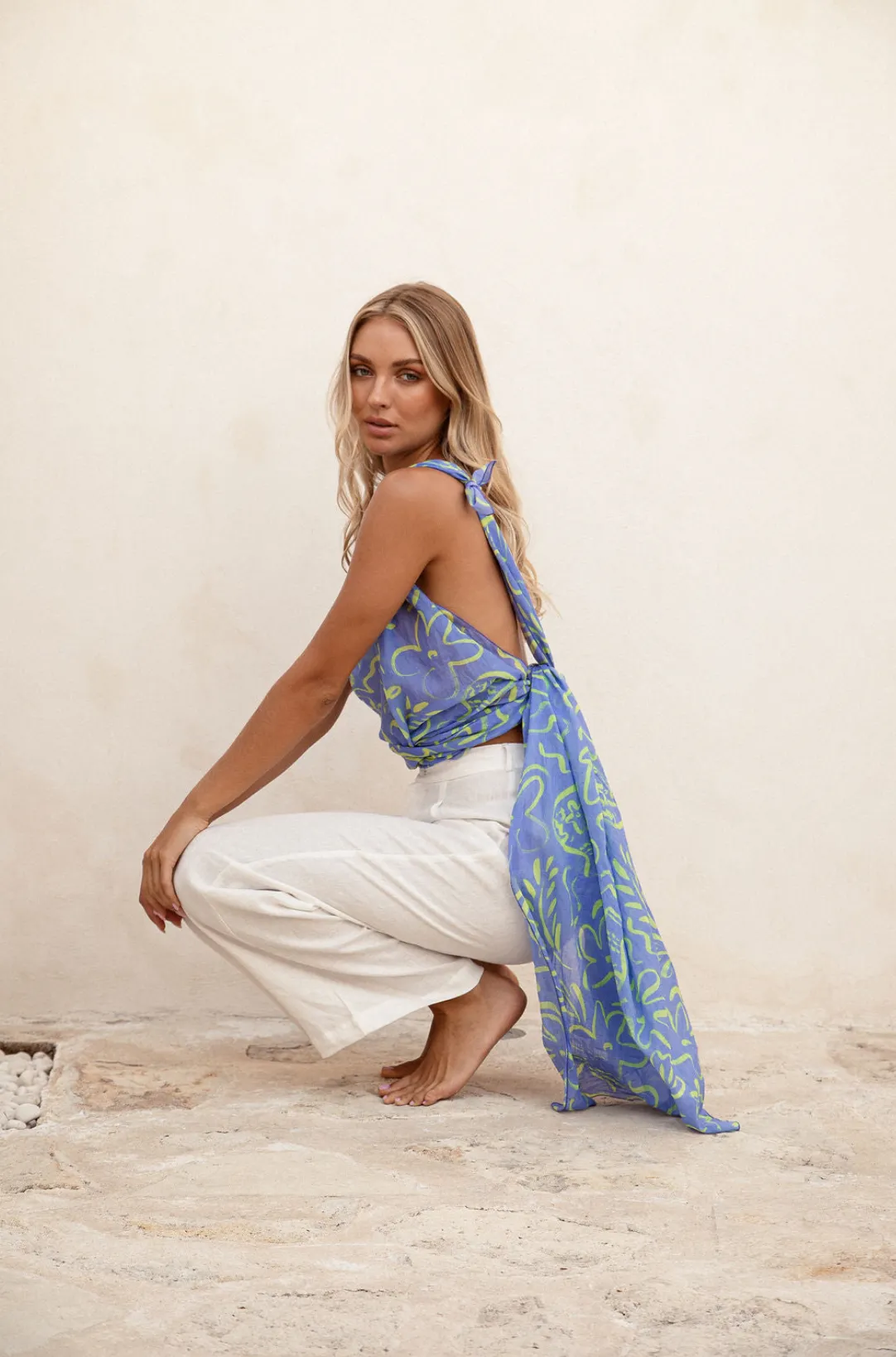 Island Escape Sarong