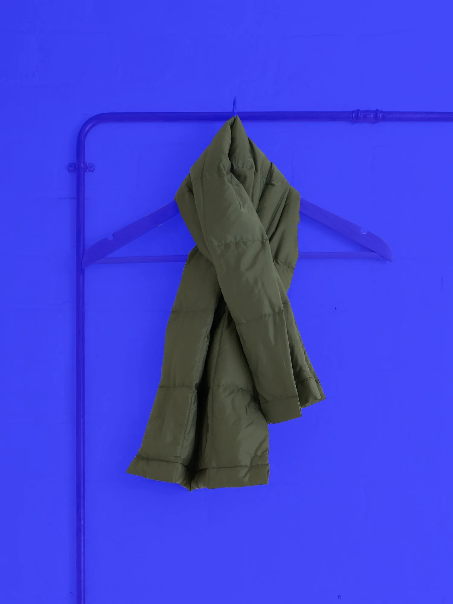 Issey Miyake green quilted drawstring pocket down scarf