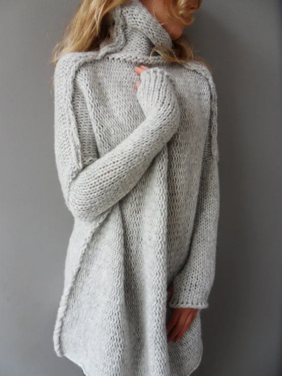 Oversized chunky knit sweater .