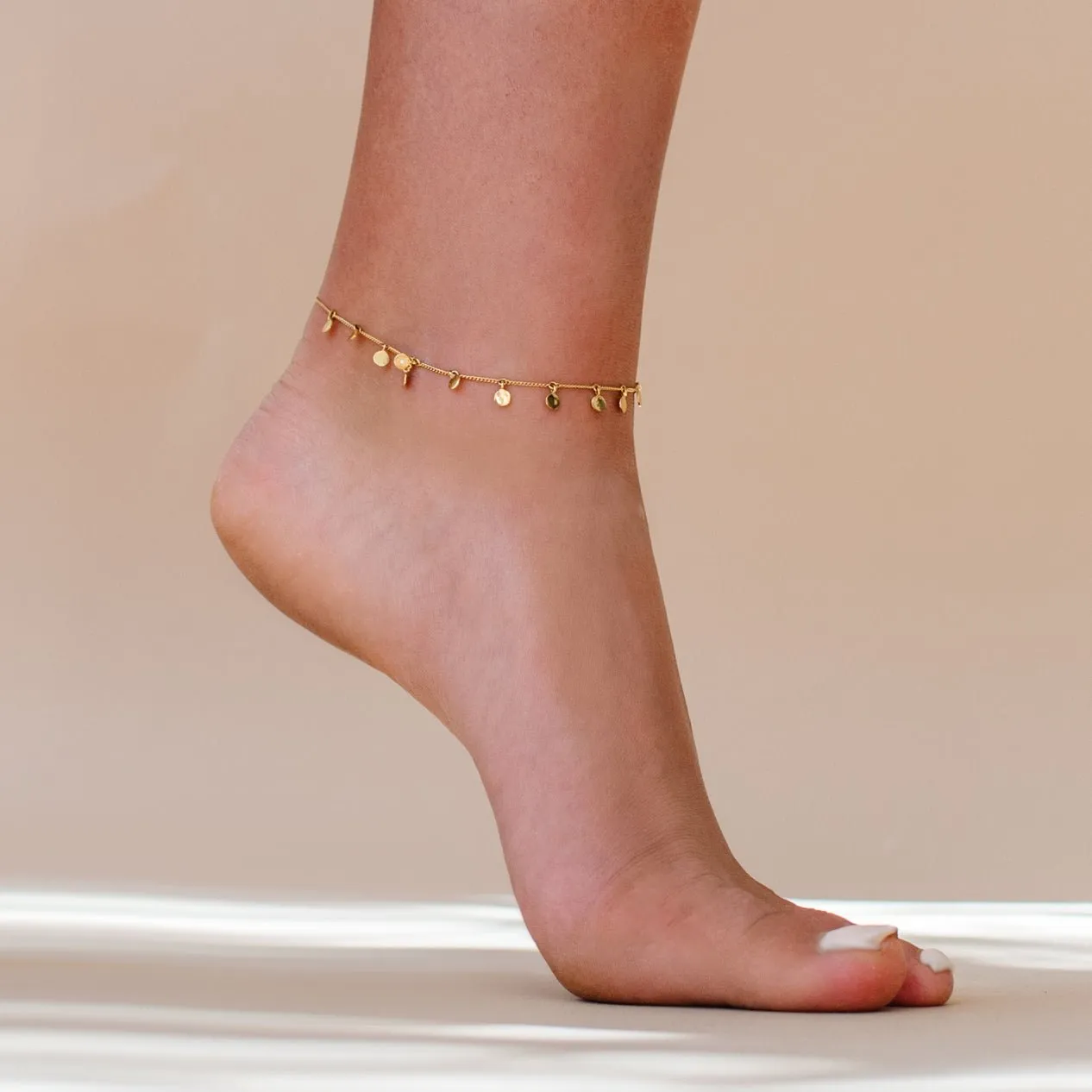 POISE DISK ANKLET - GOLD VERMEIL