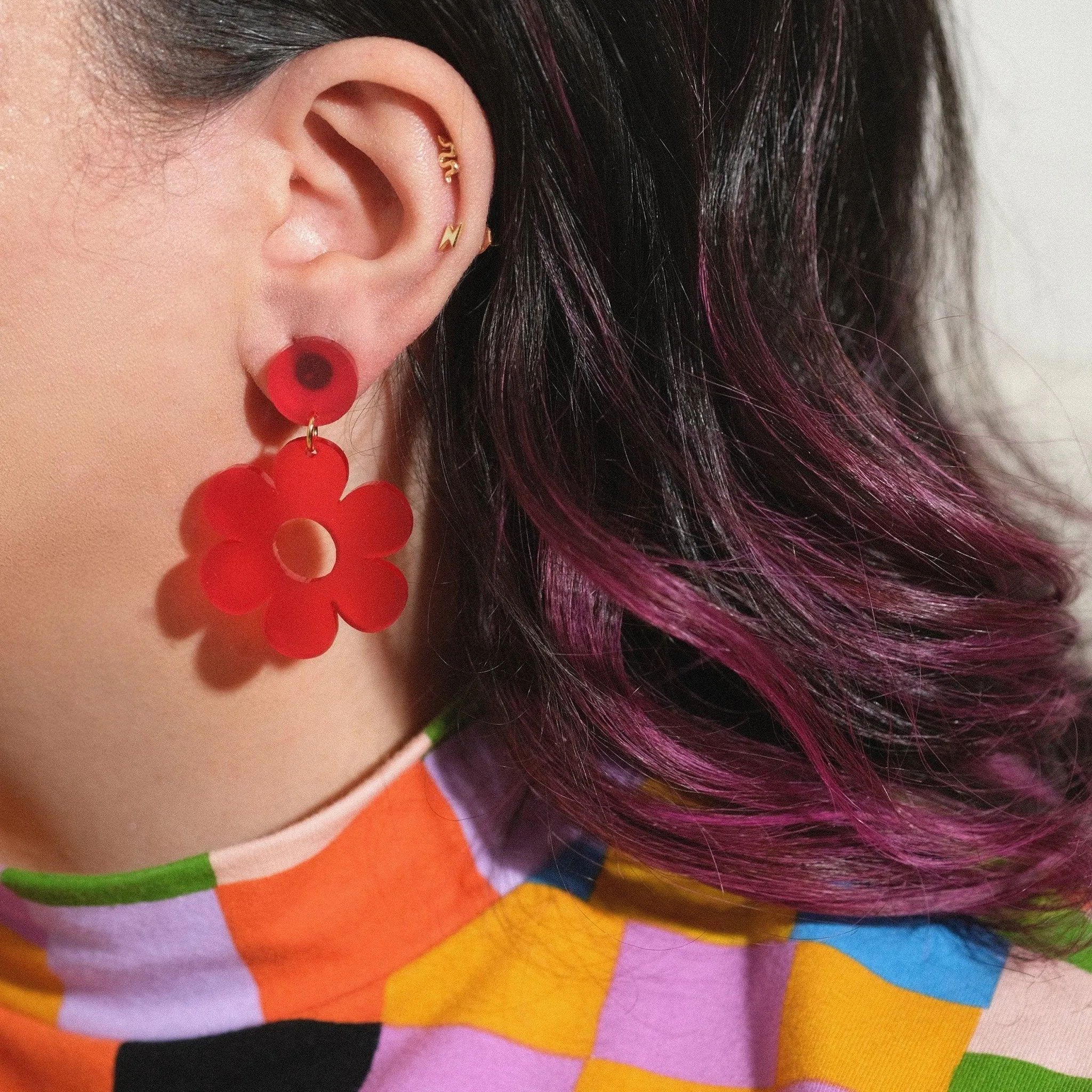 Red Daisy Dangle Earrings