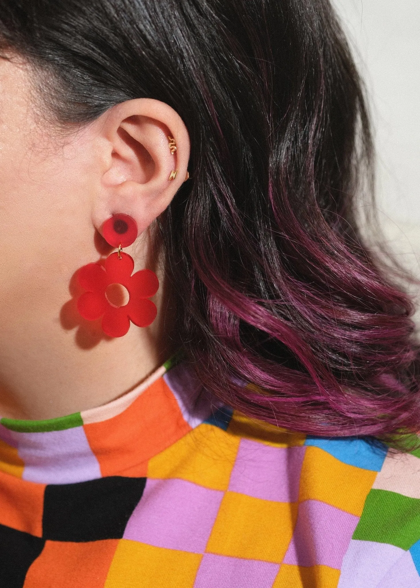 Red Daisy Dangle Earrings