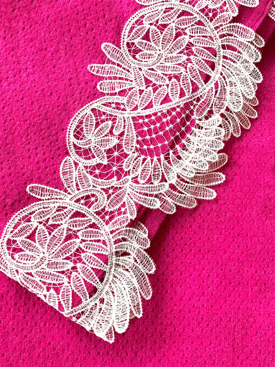 Surprise Sale! Fuchsia Embroidery Lace Trims Pure Luxe Cashmere Wrap