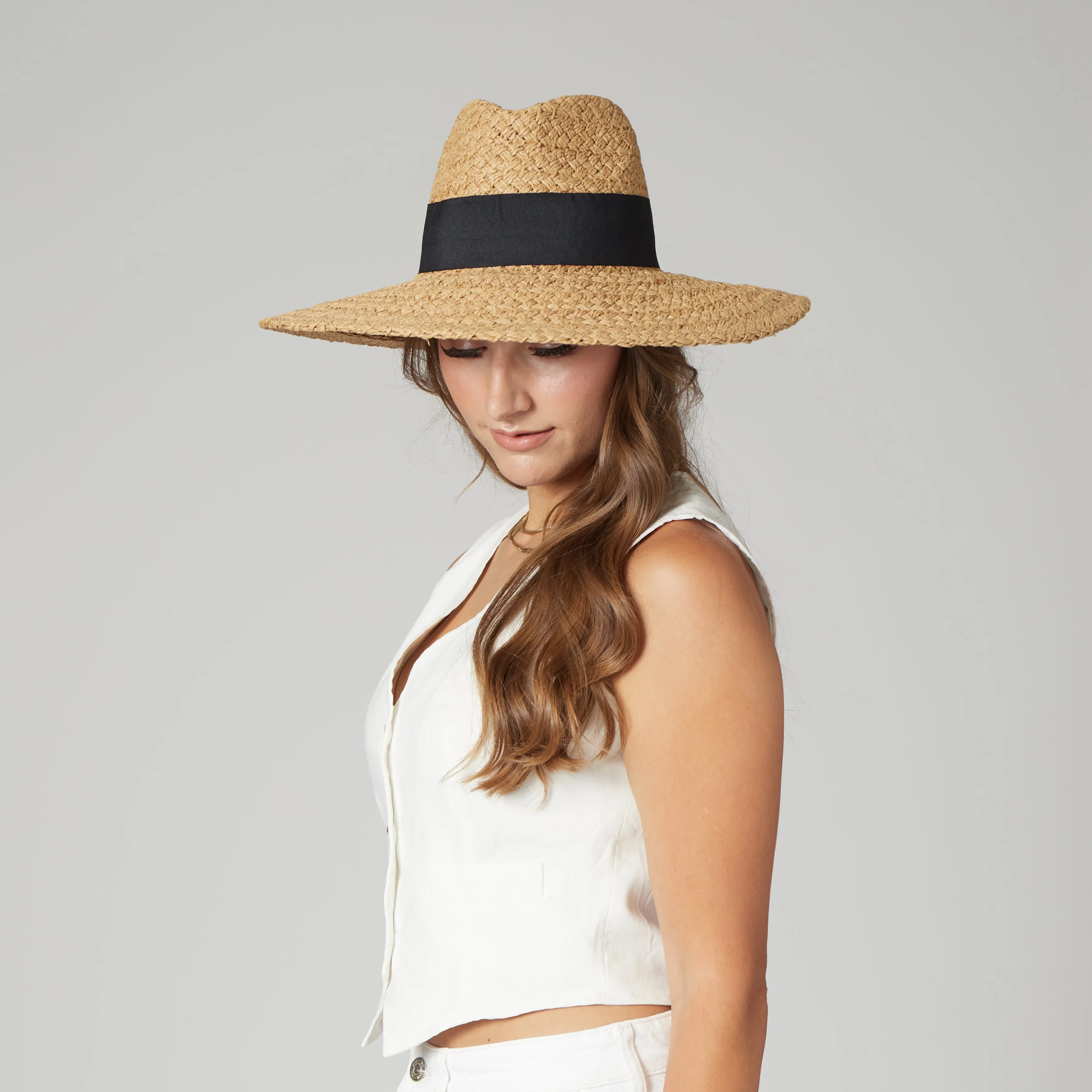 Women's Woven Paper Wide Brim Fedora With Grosgrain